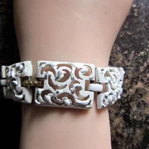White Enamel Filigree Bracelet Vintage Link metal